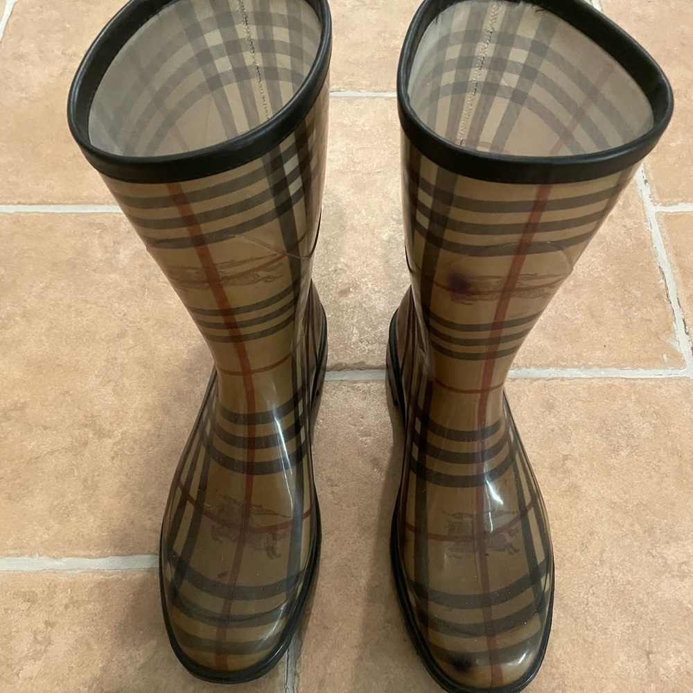 Burberry Rainboots
